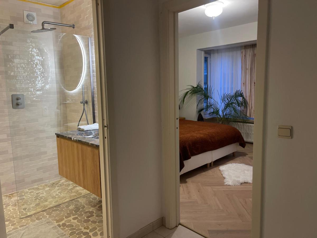 Logies One Room Ostende Exterior foto